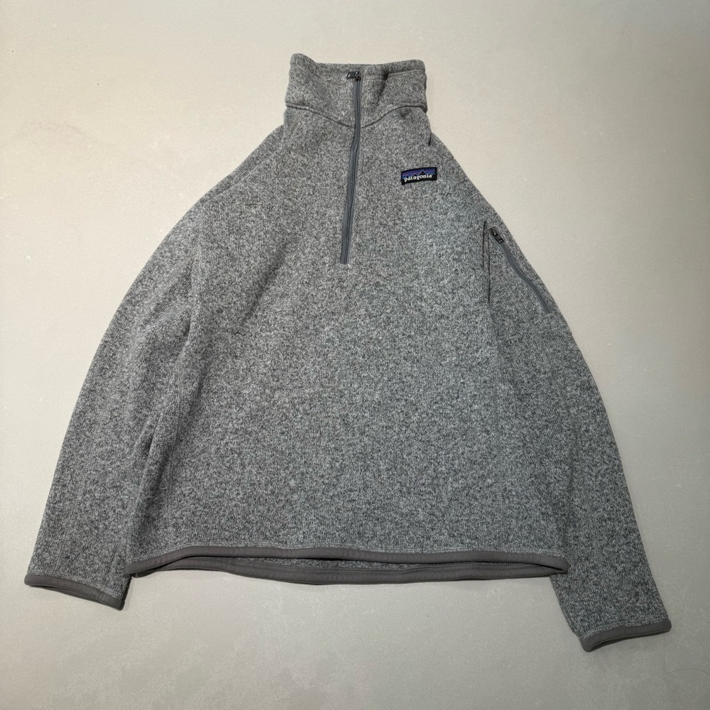 Patagonia women’s better quarter Zip-Up Sweater in Heather Gray